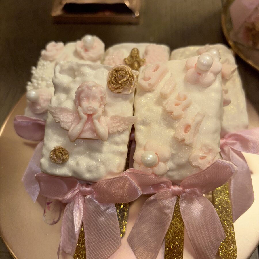 Pink rice krispie treats